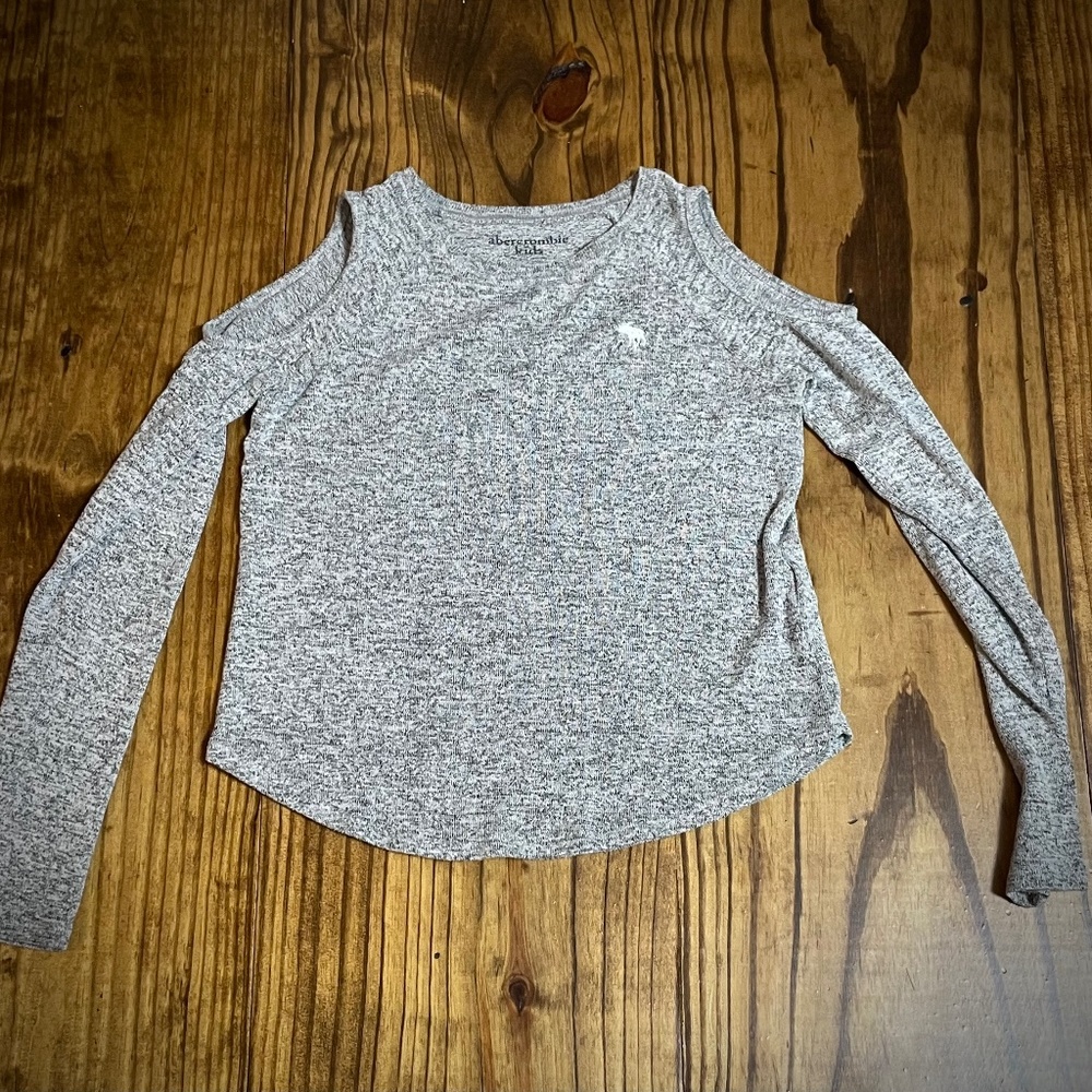 Girls Abercrombie cold shoulder